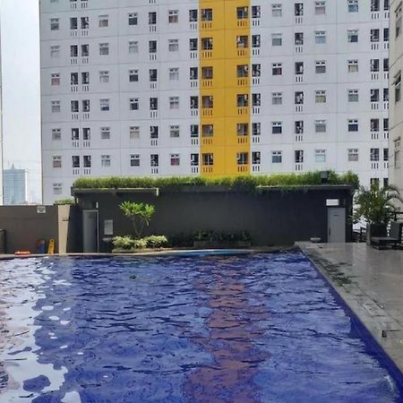 Apartment Green Pramuka Tower Chrysant Jakarta Kültér fotó